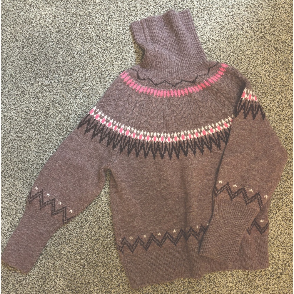 Women’s fair isle turtleneck sweater.  Size medium.